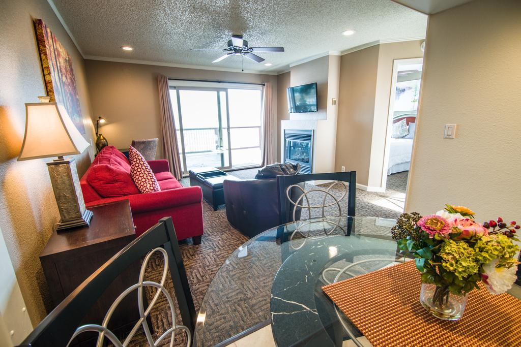 Beachcomber Inn サウス・レイクタホ 部屋 写真